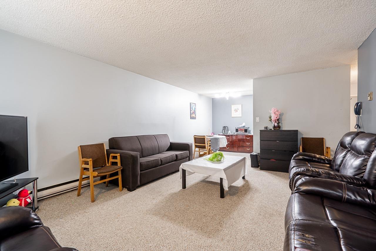 209 15238 100 Avenue Property Photo 4