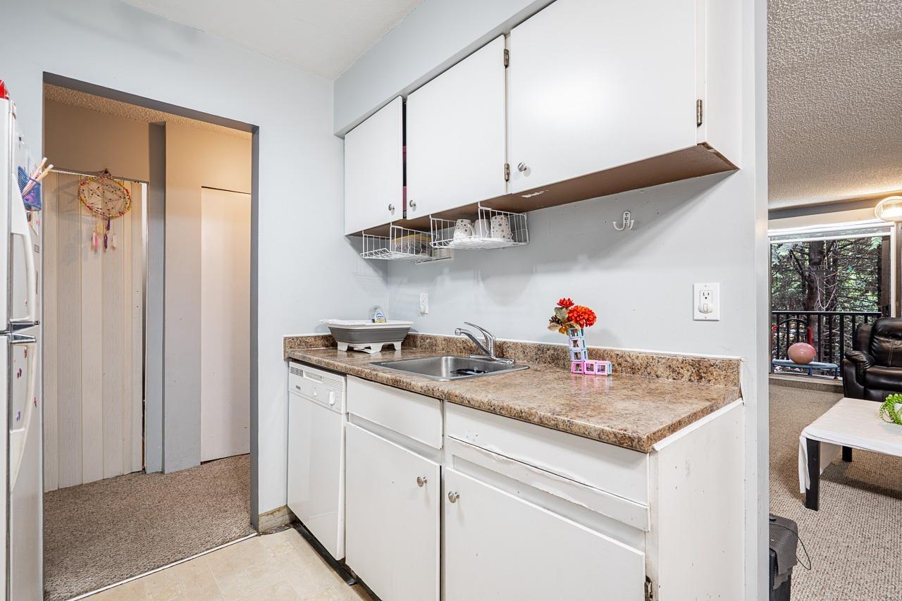 209 15238 100 Avenue Property Photo 8
