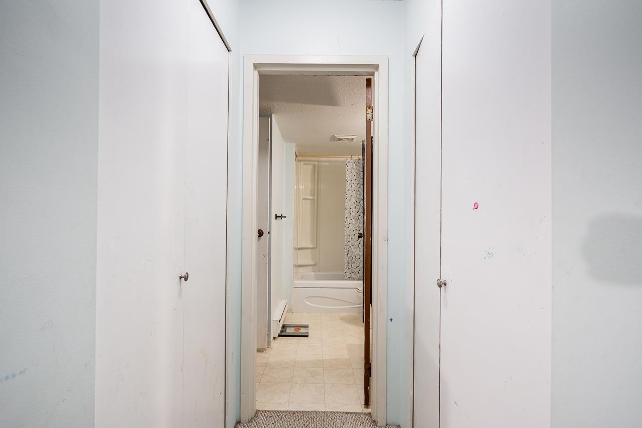209 15238 100 Avenue Property Photo 18