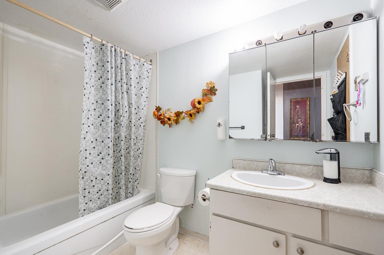 209 15238 100 Avenue Property Photo 19