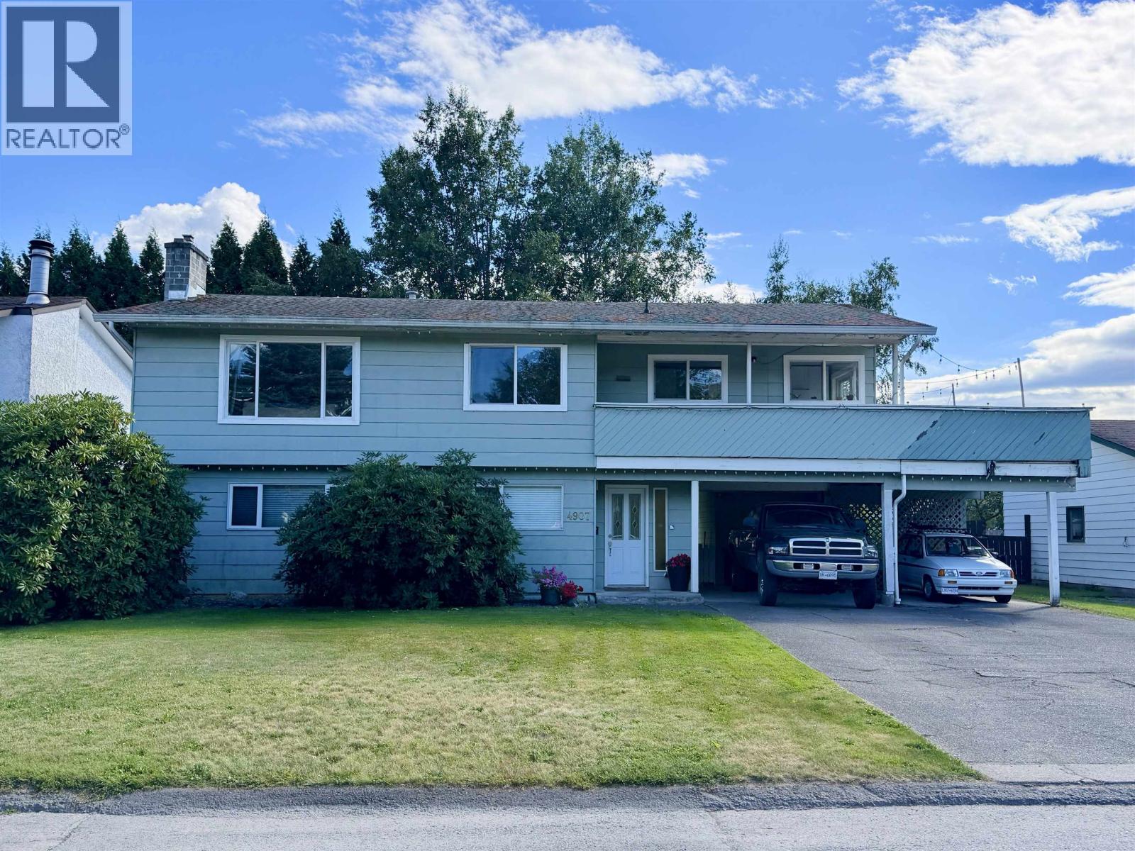 4907 Labelle Avenue Property Photo 1