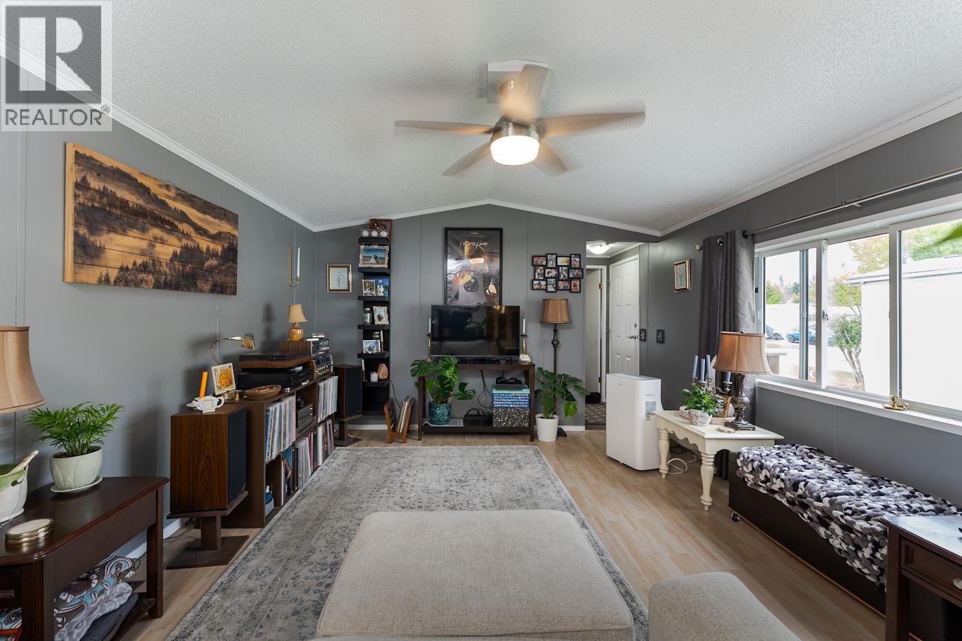 10 7100 Aldeen Road Property Photo 6