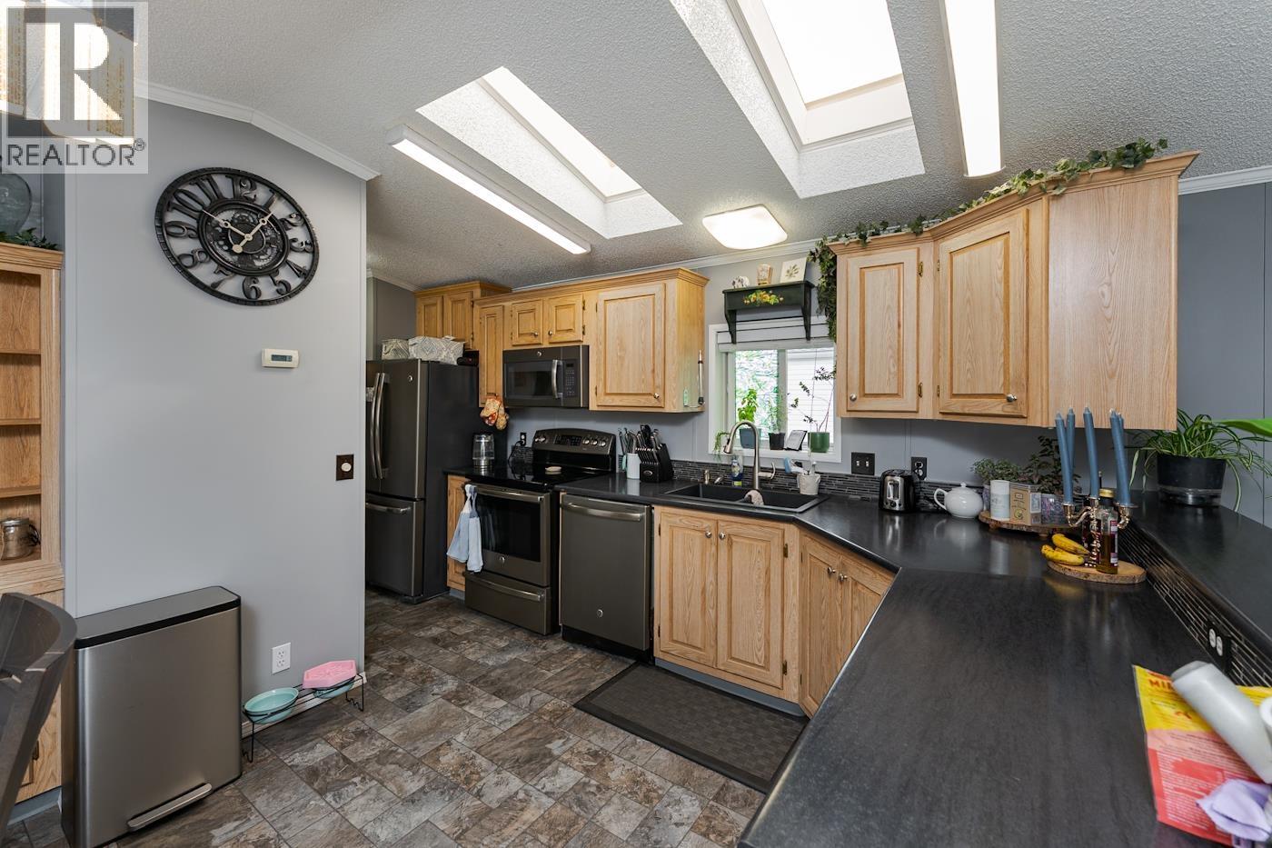 10 7100 Aldeen Road Property Photo 17