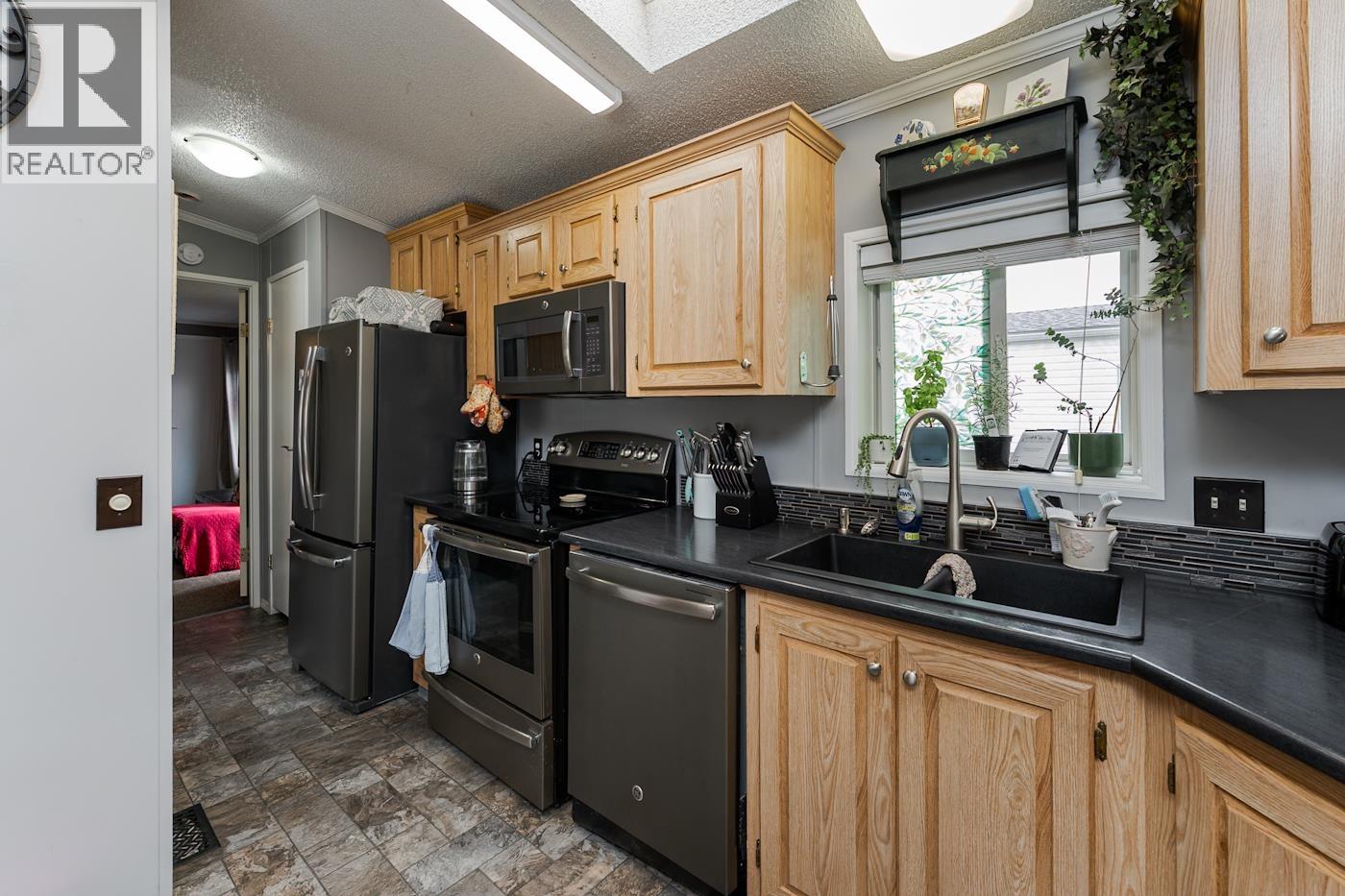 10 7100 Aldeen Road Property Photo 18
