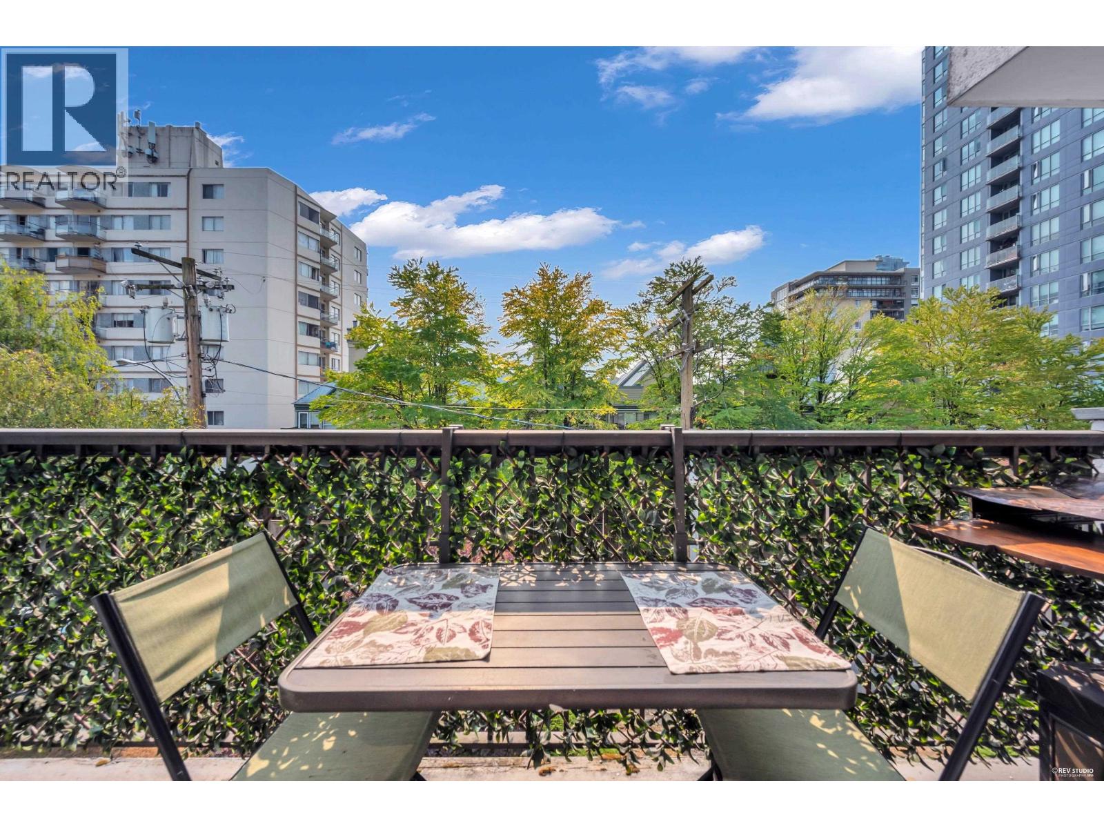 310 428 Agnes Street Property Photo 25