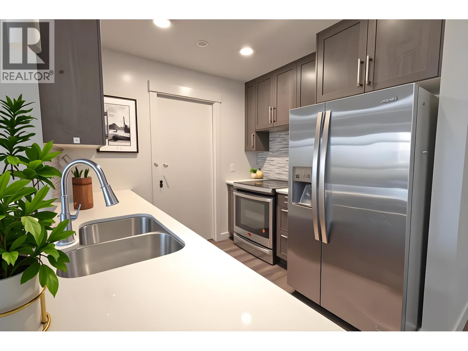 611 2465 Wilson Avenue Property Photo 7