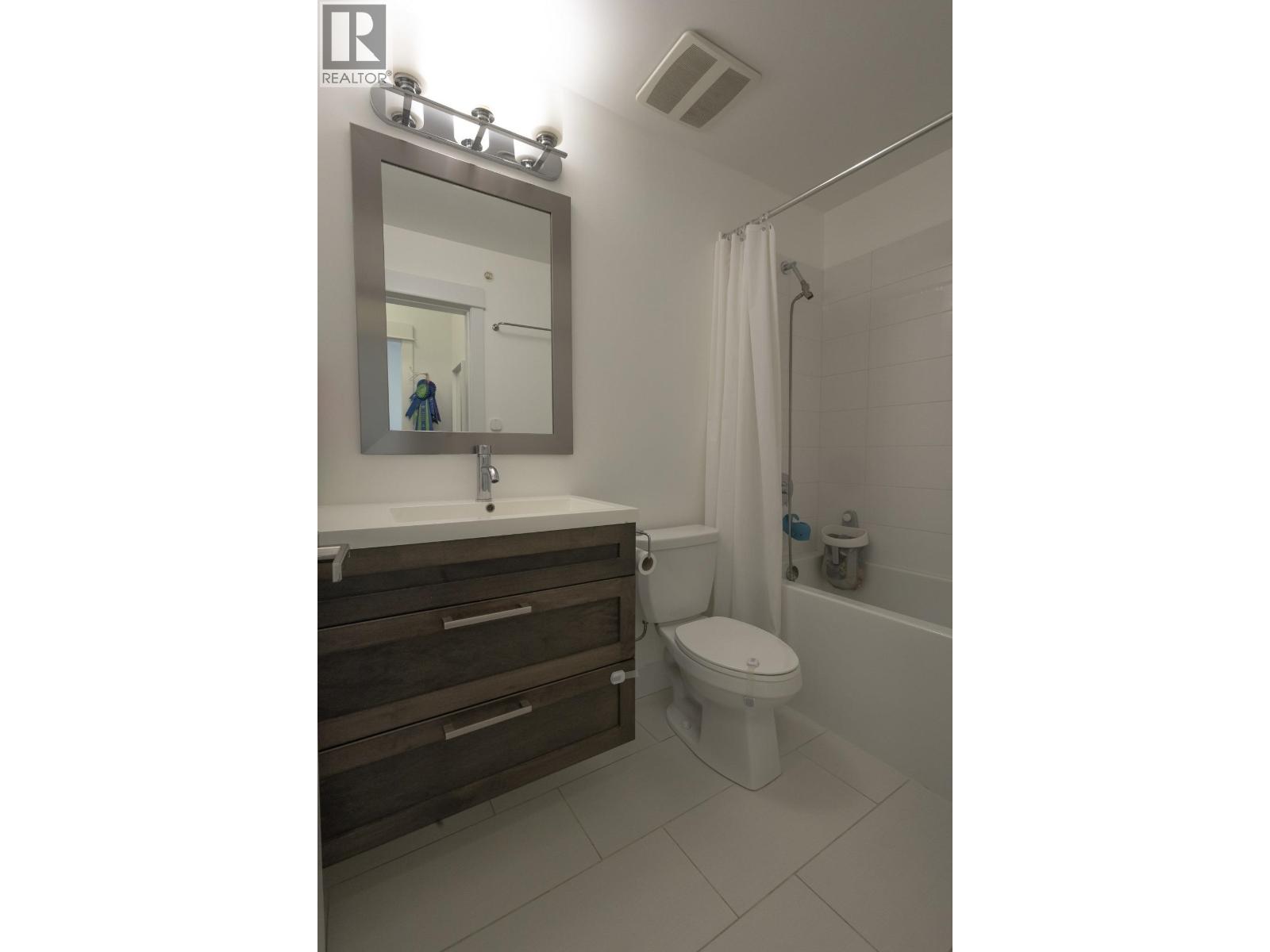 611 2465 Wilson Avenue Property Photo 13