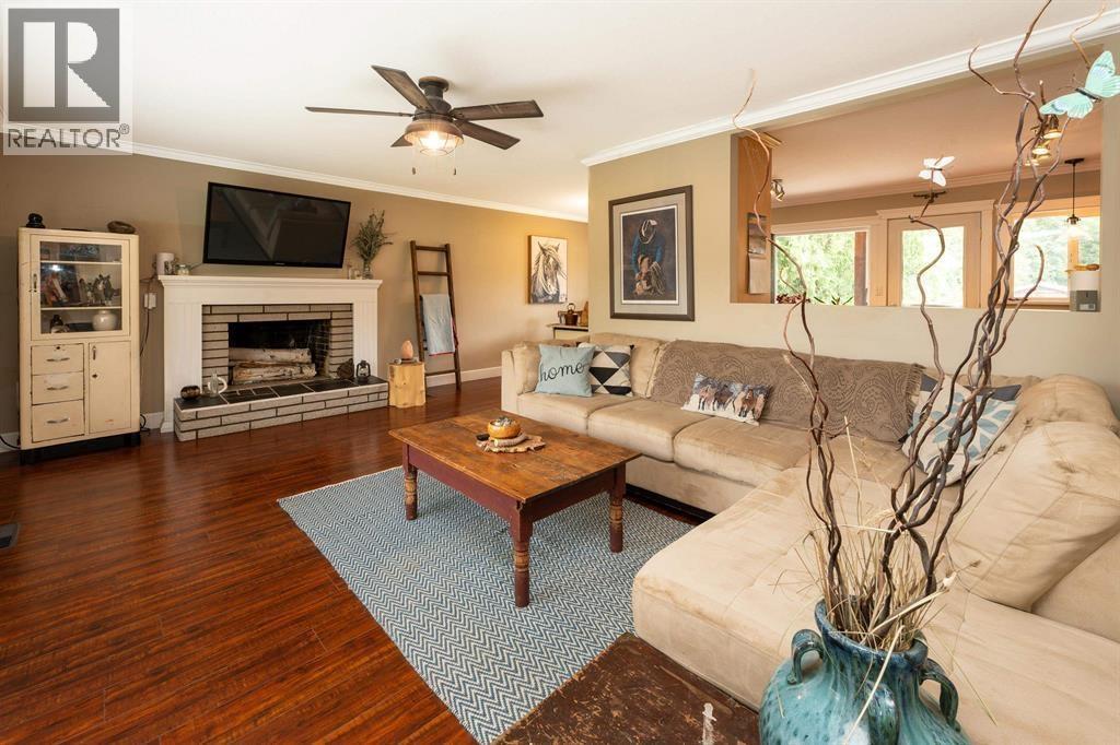 12290 252 Street Property Photo 3
