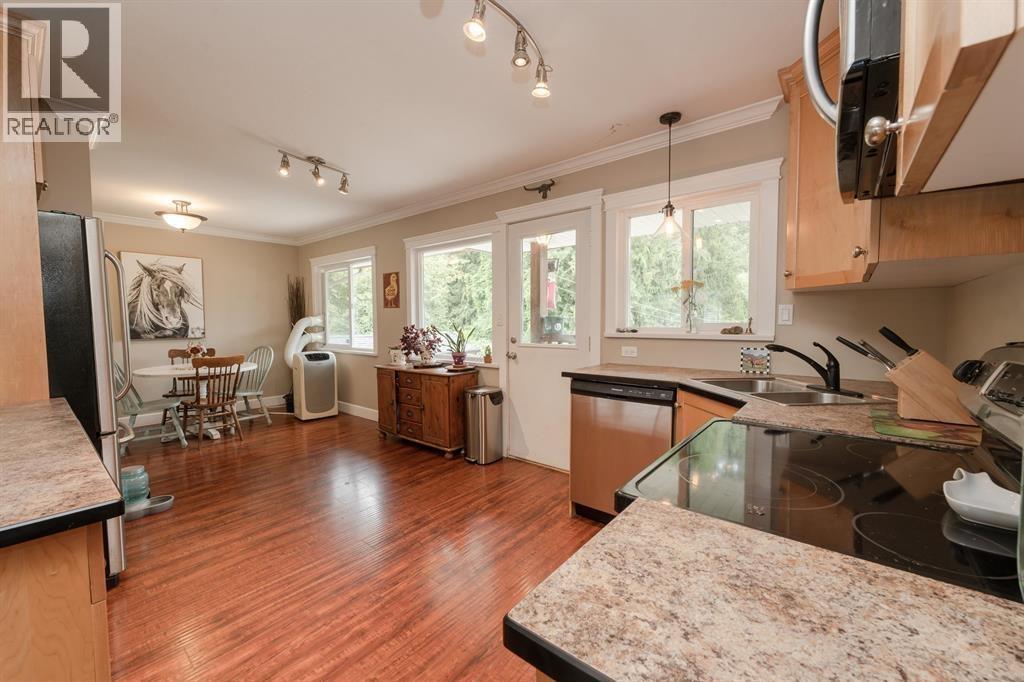 12290 252 Street Property Photo 5