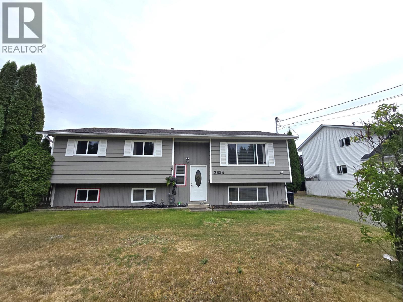 3653 Hawthorne Avenue Property Photo 1
