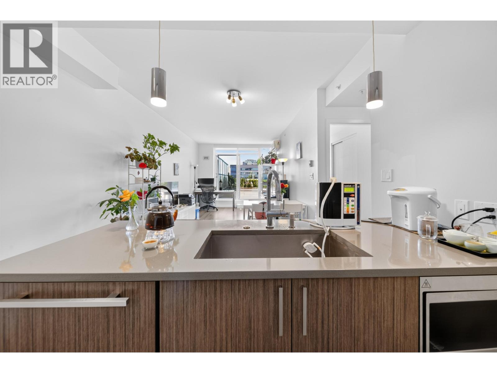 603 5599 Cooney Road Property Photo 17