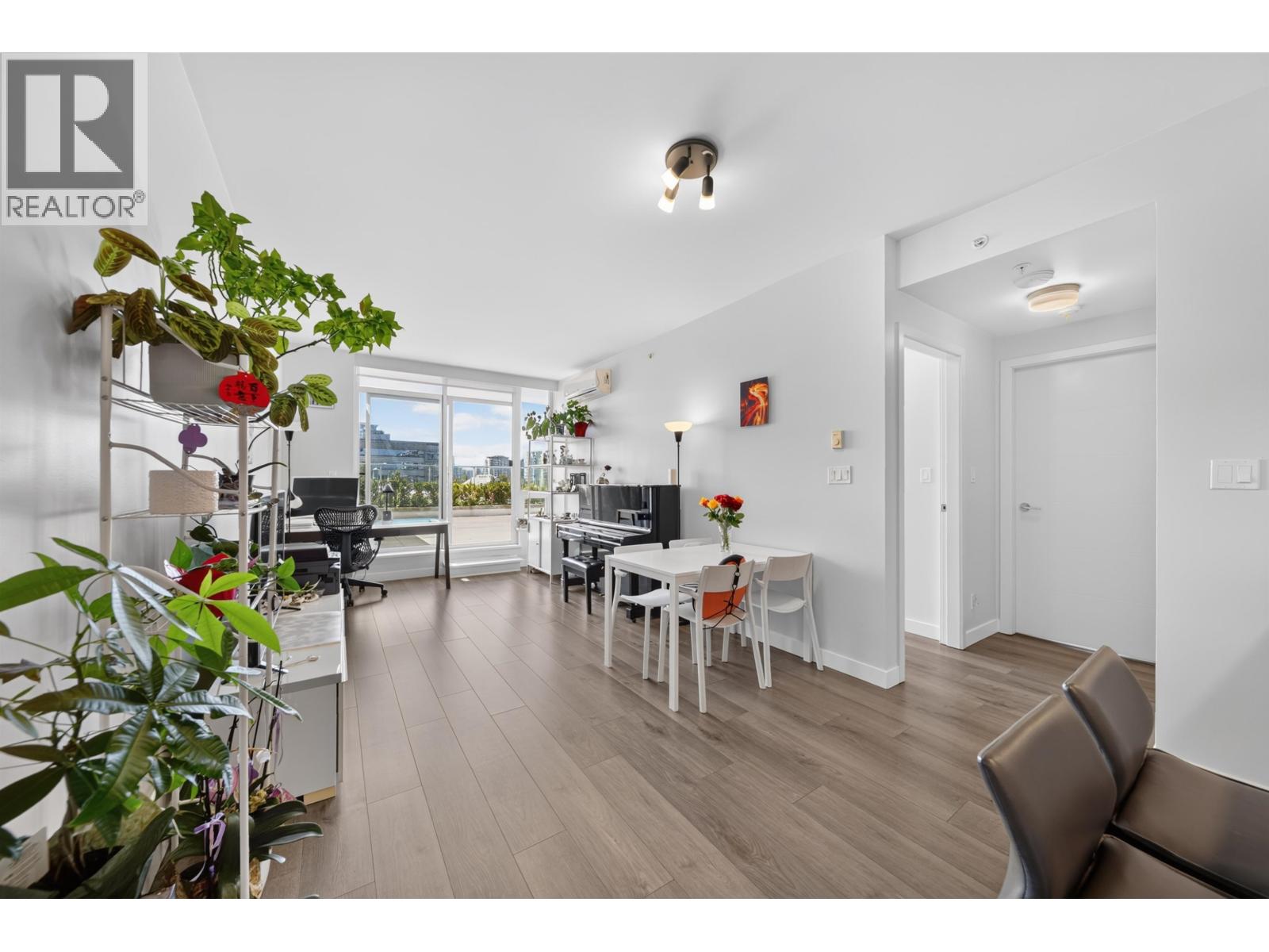603 5599 Cooney Road Property Photo 18