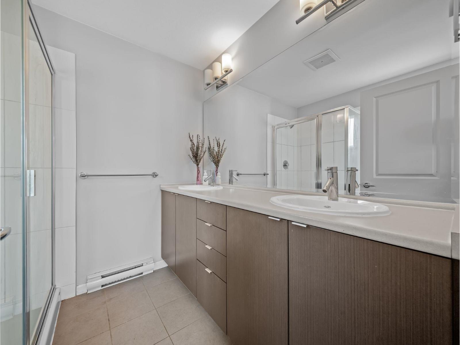 128 19505 68a Avenue Property Photo 15