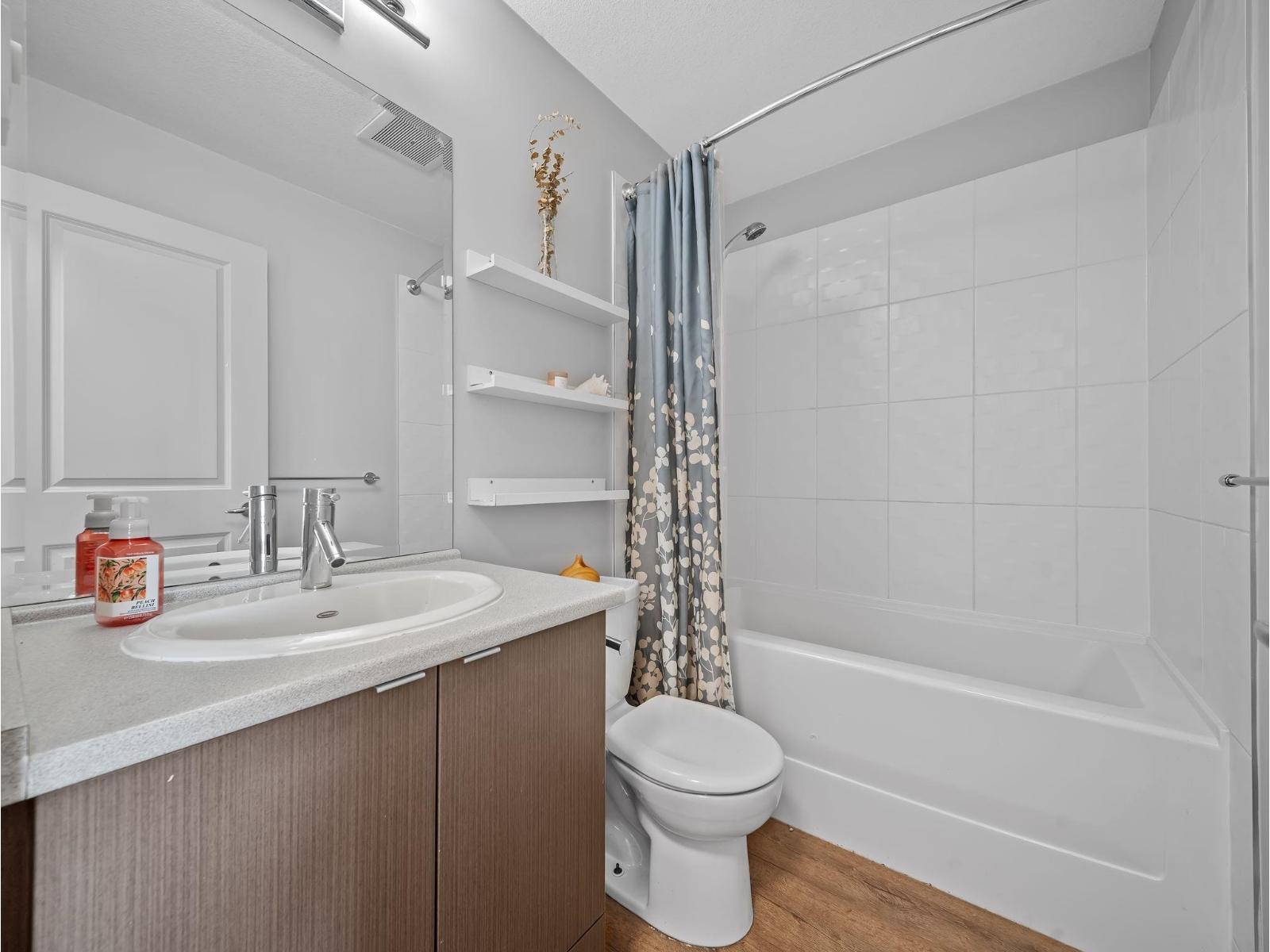 128 19505 68a Avenue Property Photo 20