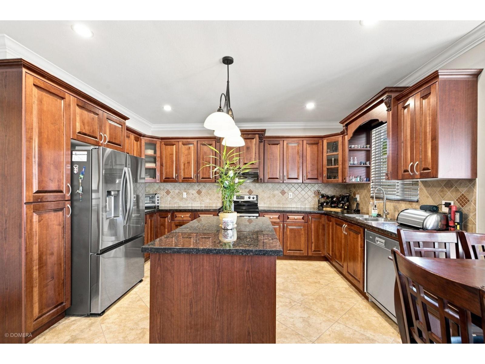 16506 104 Avenue Property Photo 14