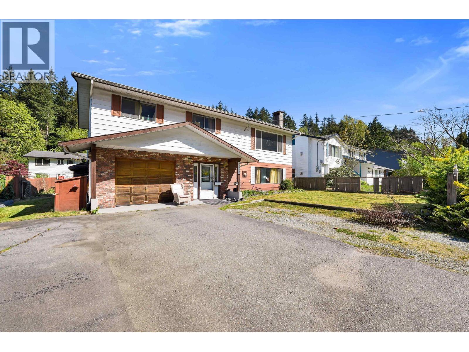 38319 WESTWAY AVENUE Property Photo 1