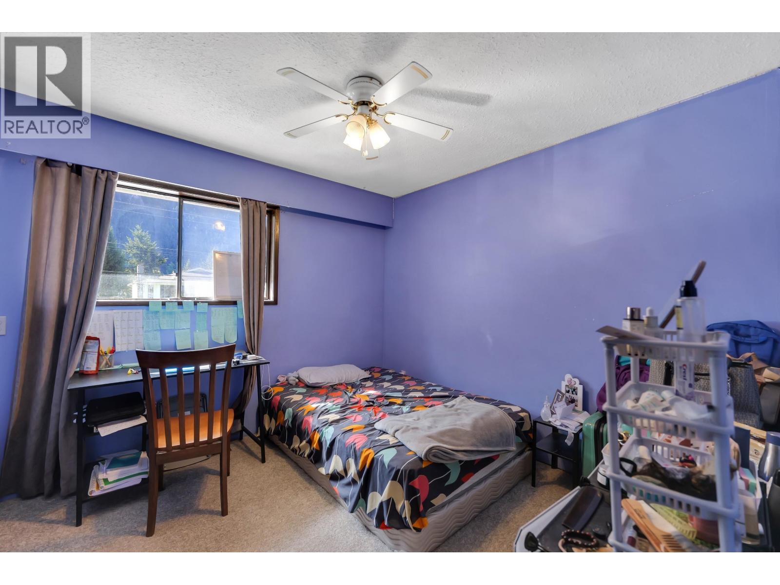 38319 Westway Avenue Property Photo 10