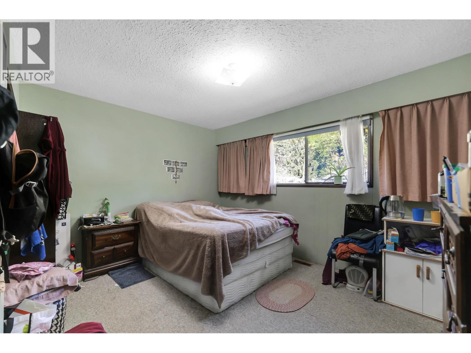38319 Westway Avenue Property Photo 12