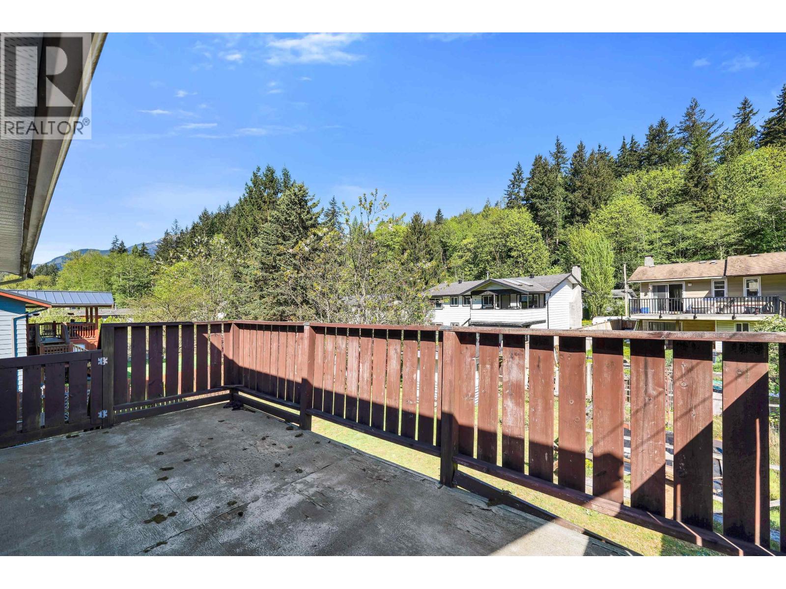 38319 Westway Avenue Property Photo 23