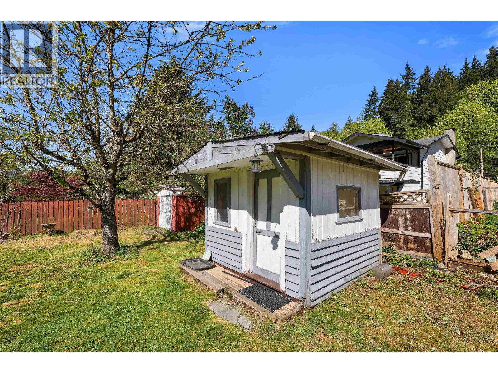 38319 Westway Avenue Property Photo 25