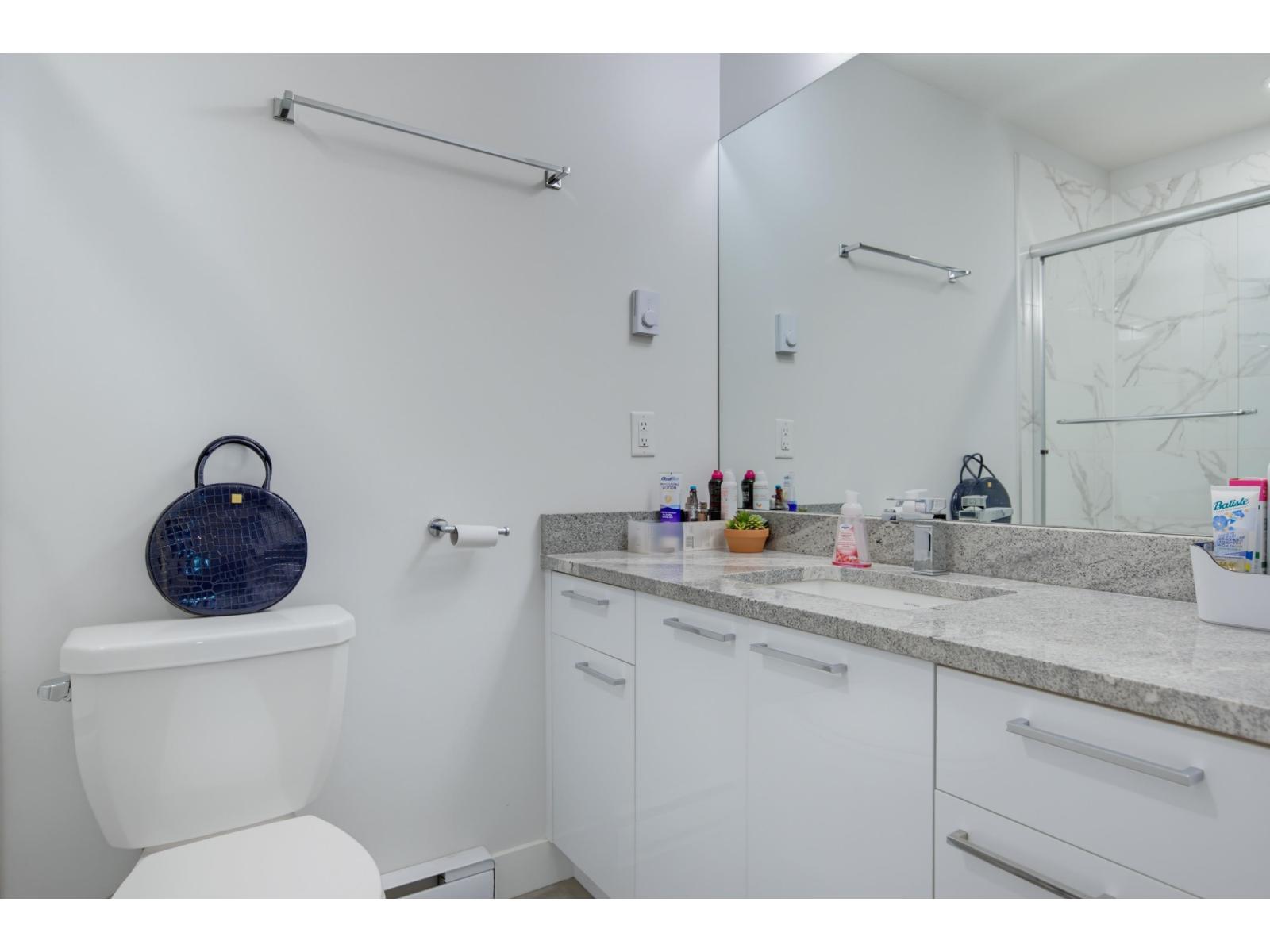214 20696 Eastleigh Crescent Property Photo 20