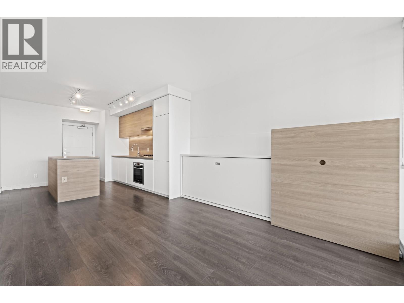 2408 652 Whiting Way Property Photo 2