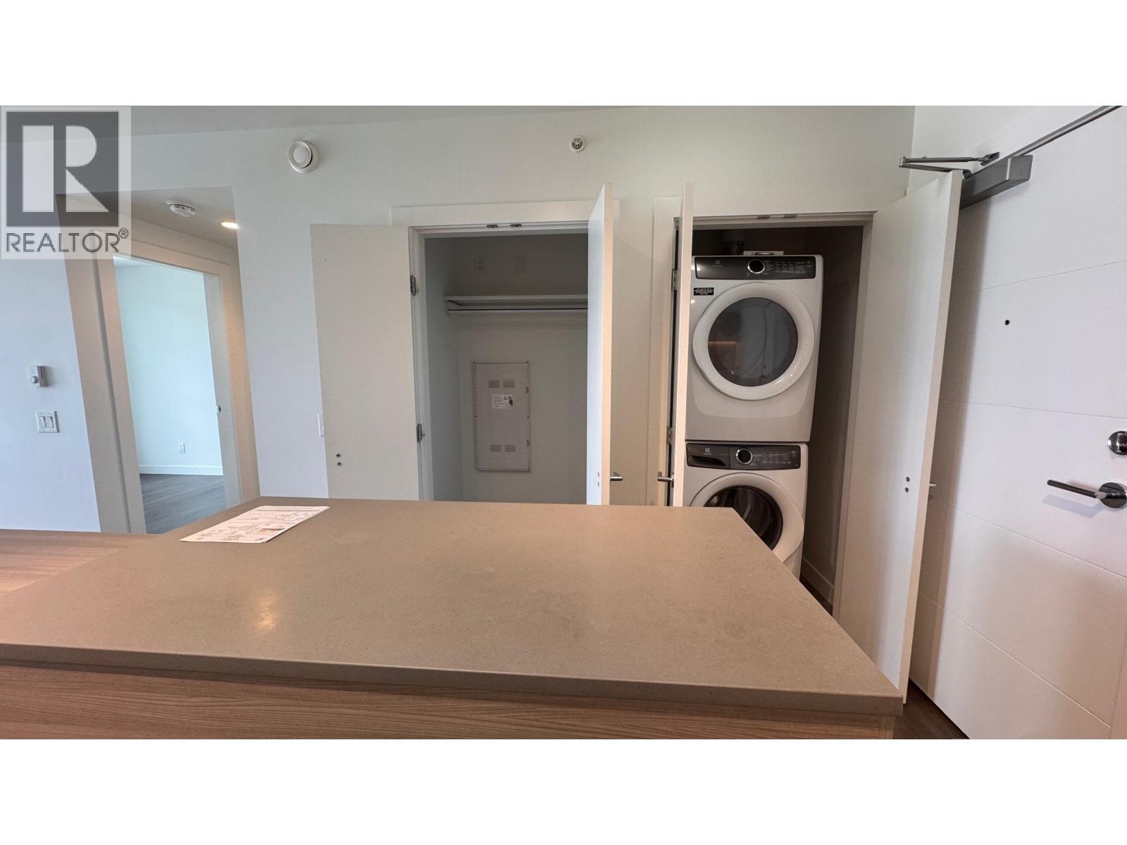 2408 652 Whiting Way Property Photo 12