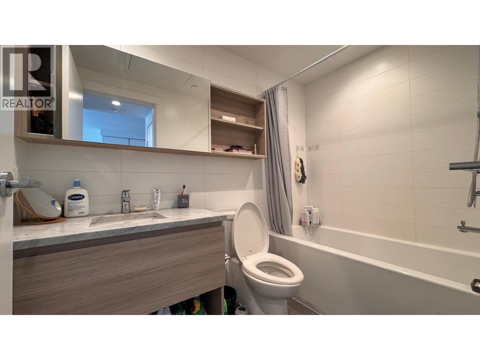 2408 652 Whiting Way Property Photo 16