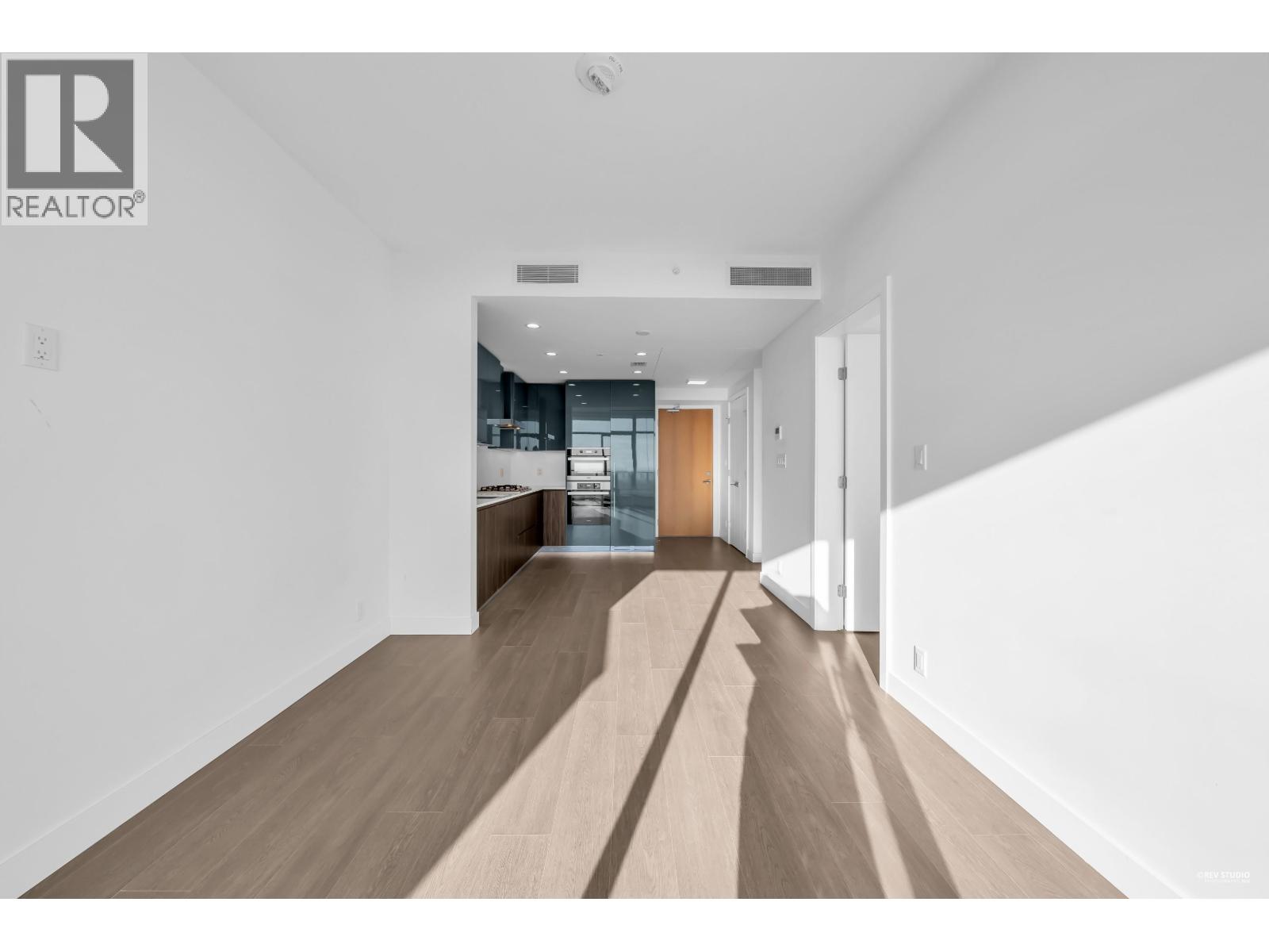 1505 6511 Sussex Avenue Property Photo 14
