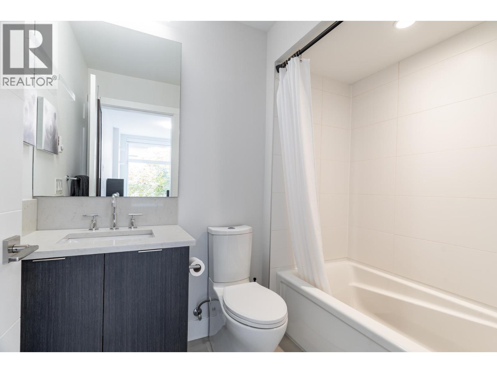 5510 Oak Street Property Photo 14