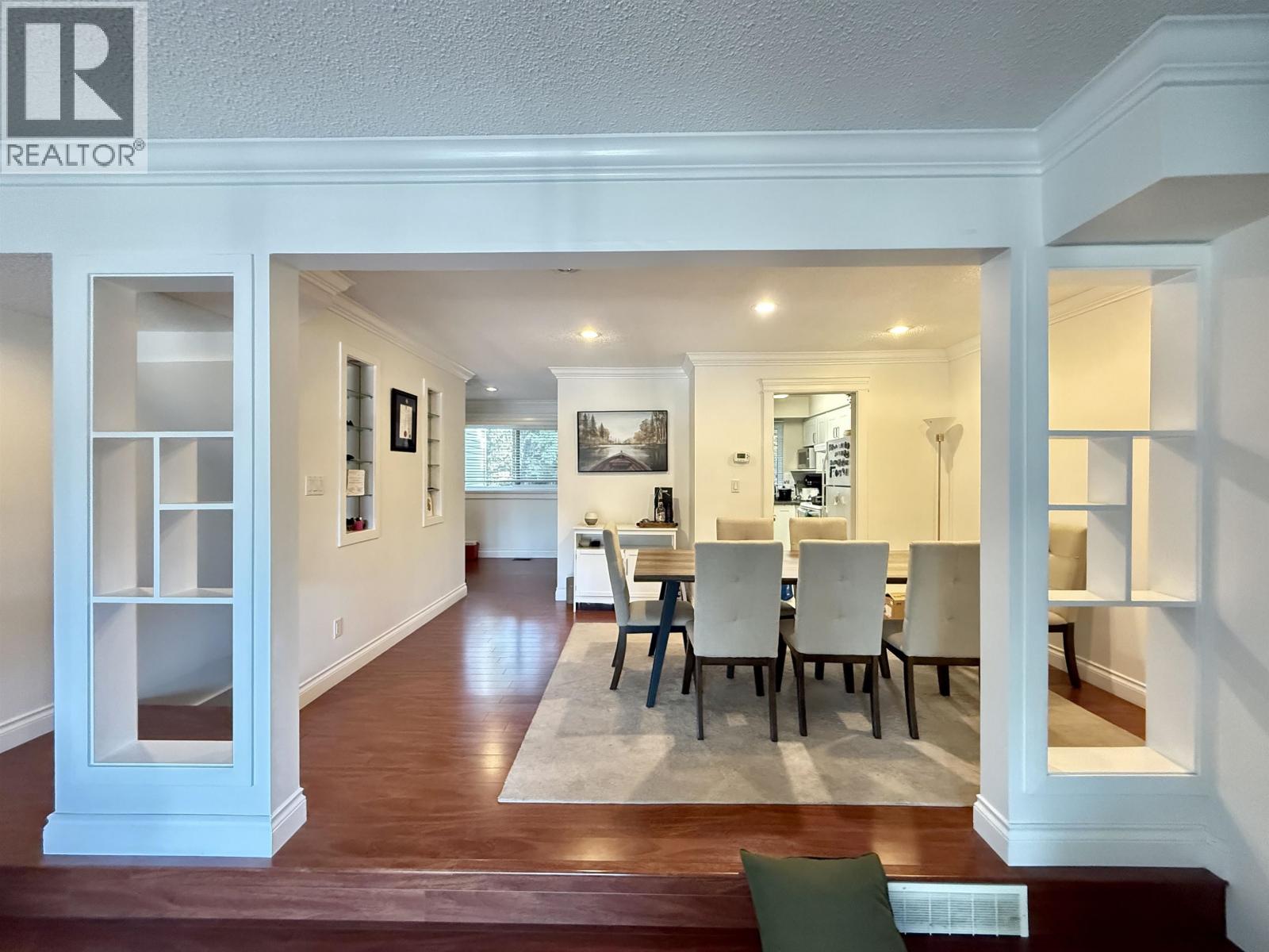 6722 Kneale Place Property Photo 3