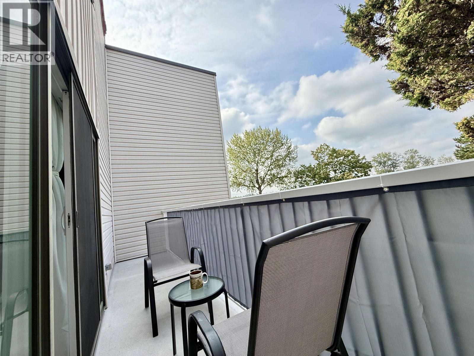 6722 Kneale Place Property Photo 7