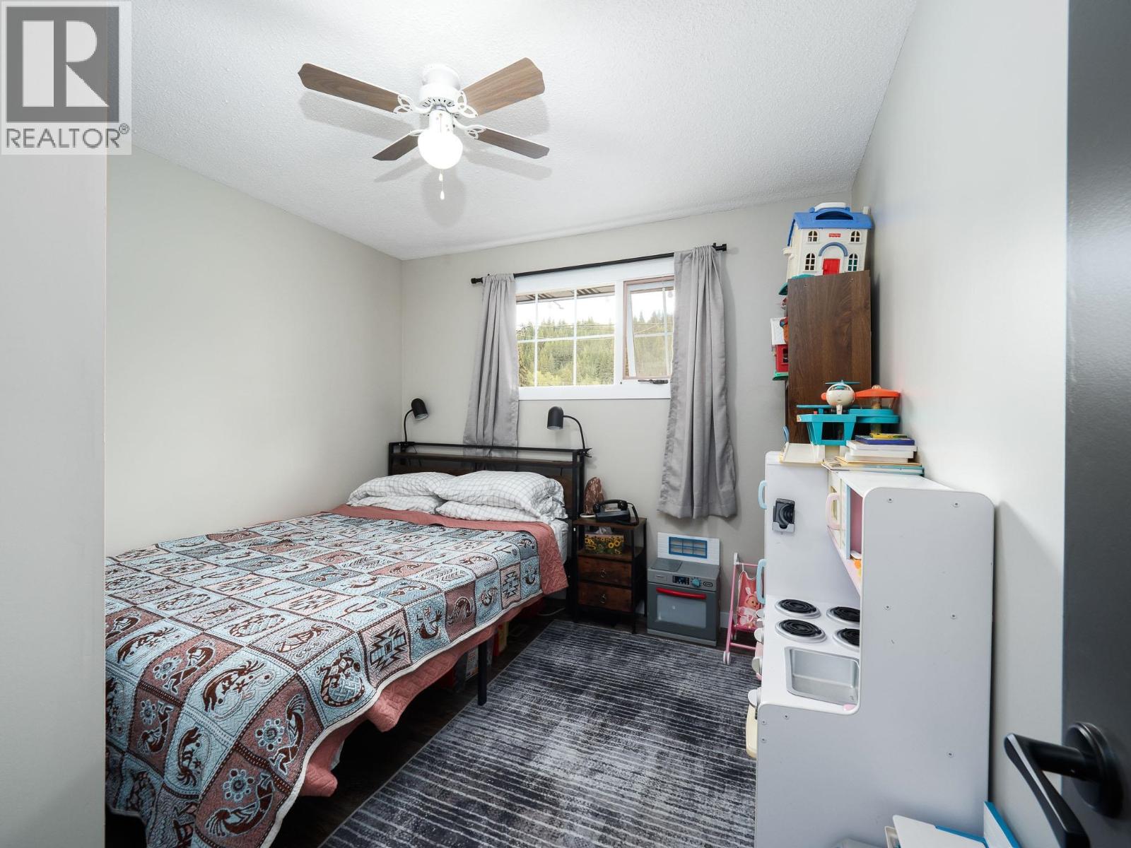 2461 Churchill Road Property Photo 12