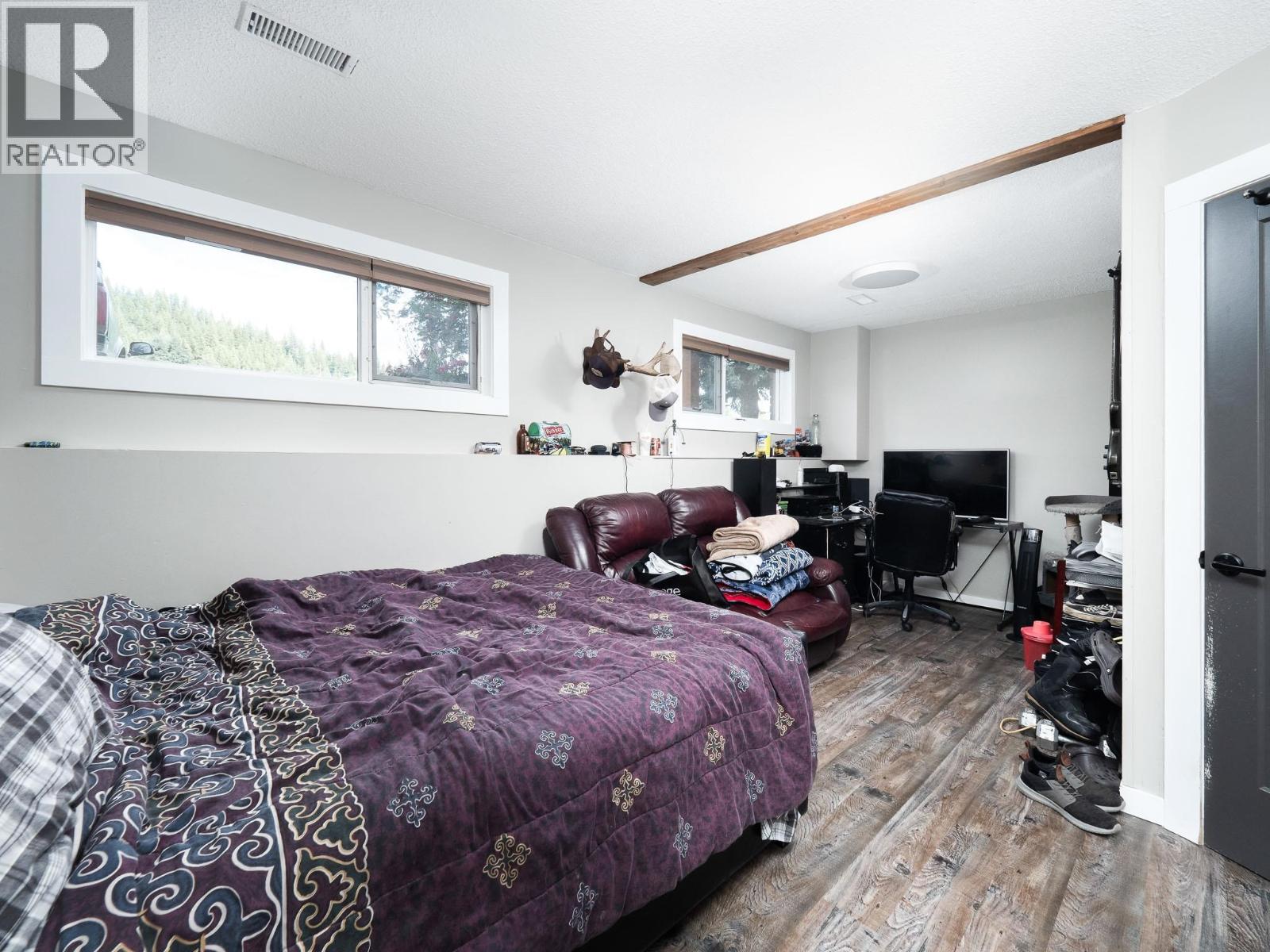 2461 Churchill Road Property Photo 18