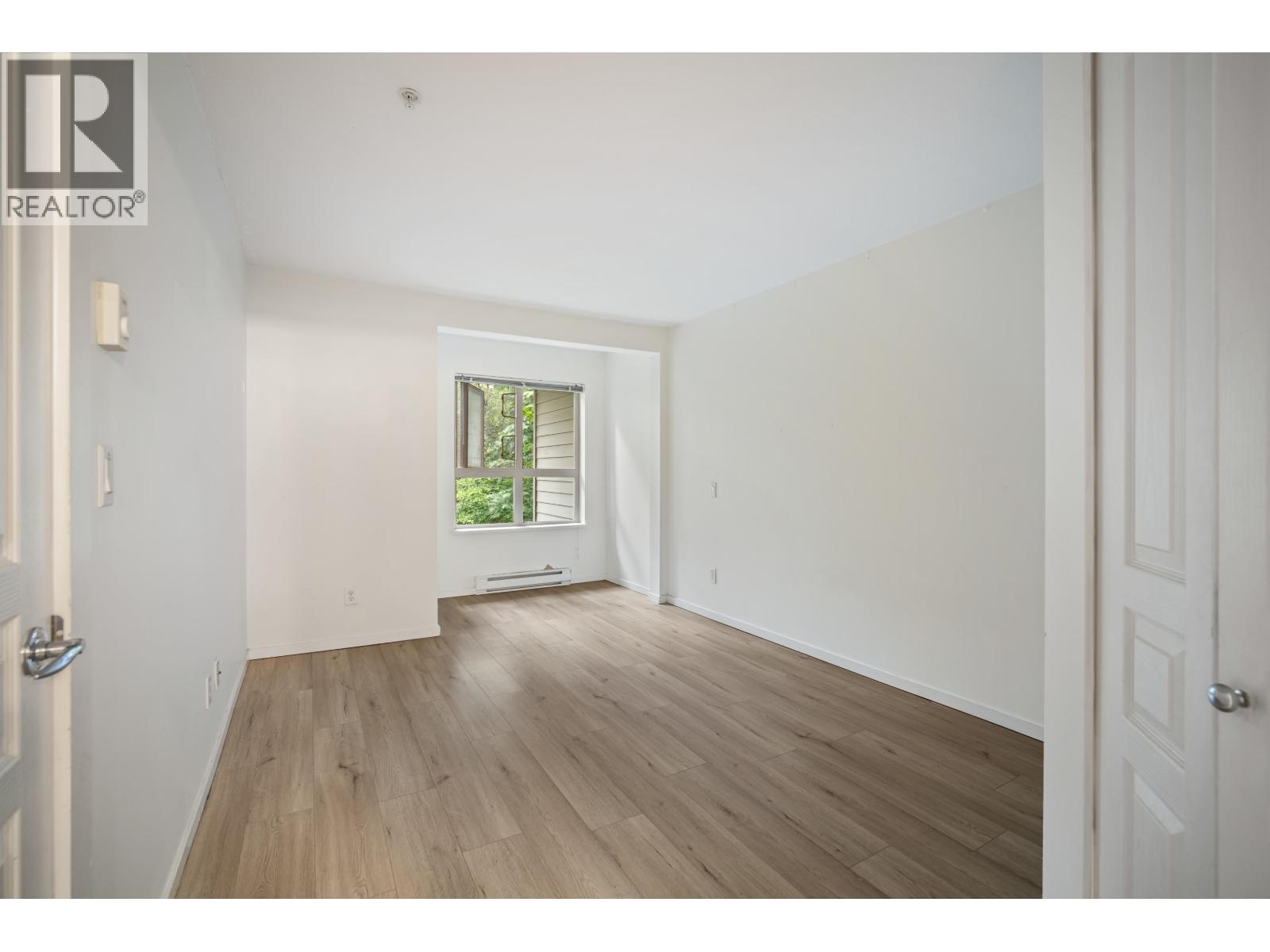 408 9319 University Crescent Property Photo 15