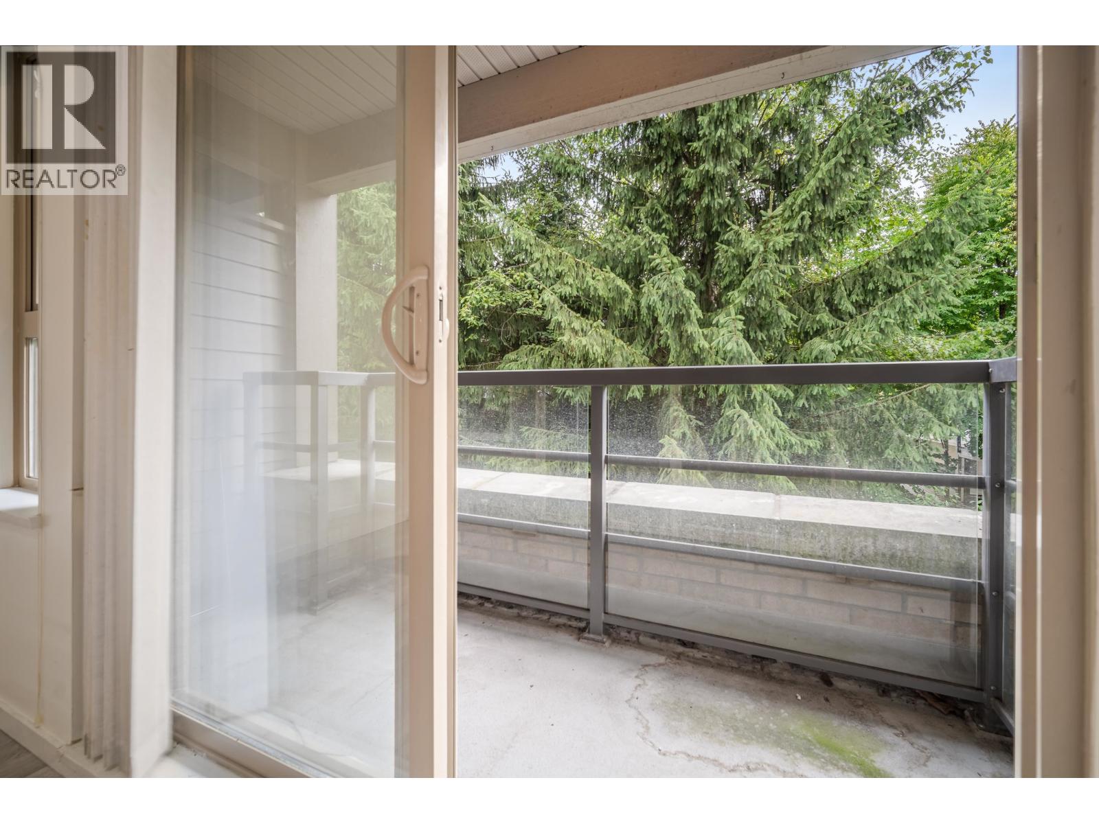 408 9319 University Crescent Property Photo 24