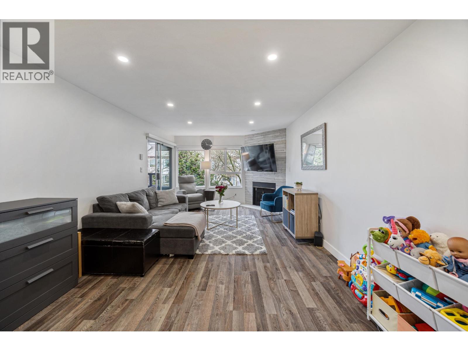 205 7465 Sandborne Avenue Property Photo 3