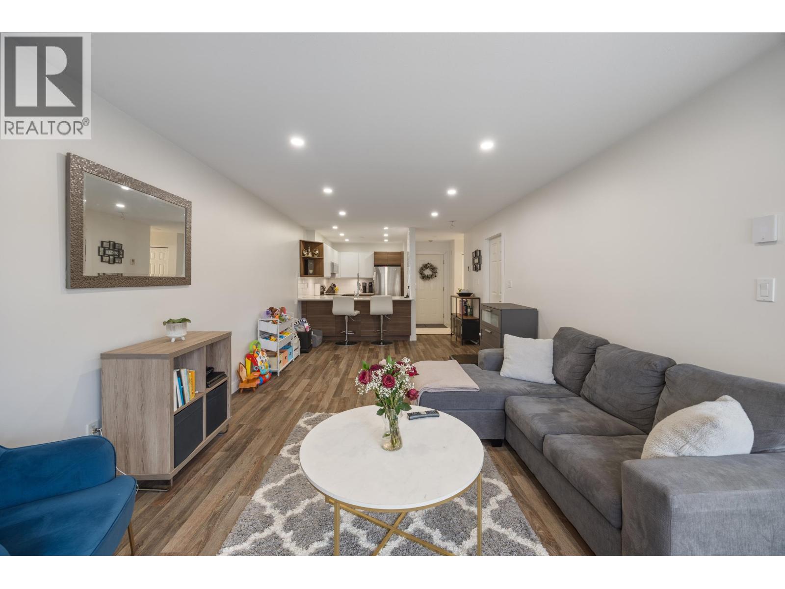 205 7465 Sandborne Avenue Property Photo 6