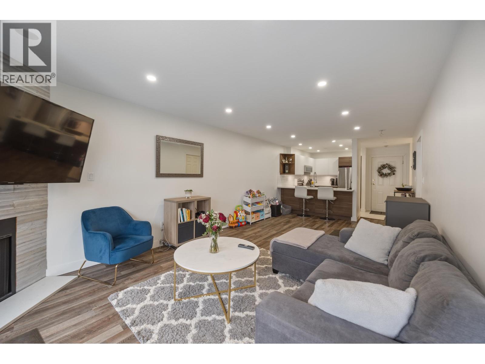 205 7465 Sandborne Avenue Property Photo 7