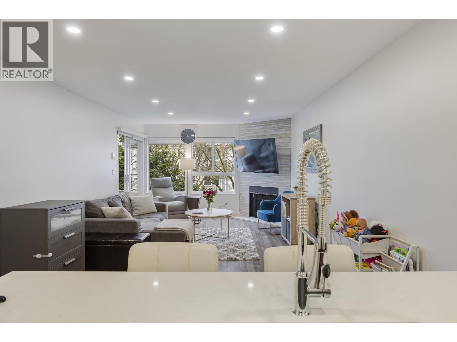 205 7465 Sandborne Avenue Property Photo 13