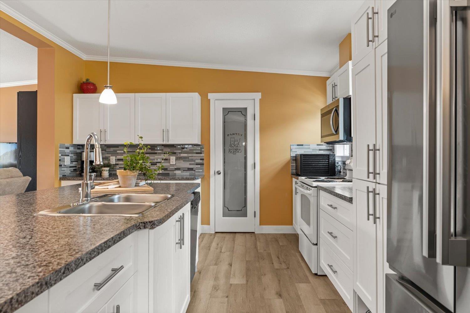 59060 Lougheed Highway #36 Property Photo 11