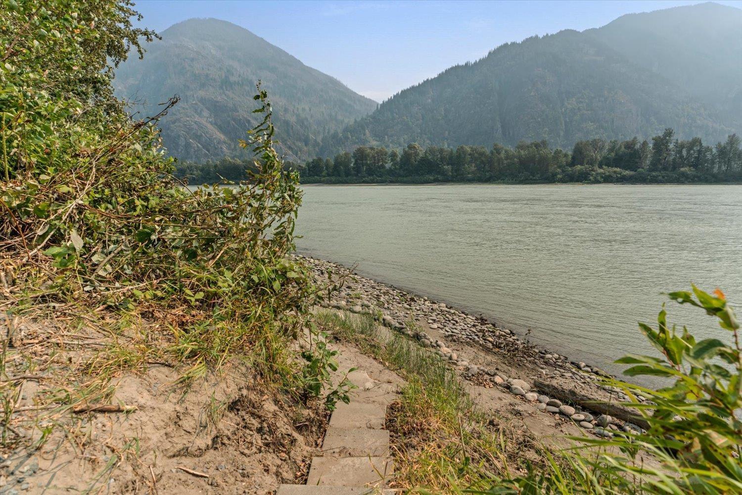 59060 Lougheed Highway #36 Property Photo 34