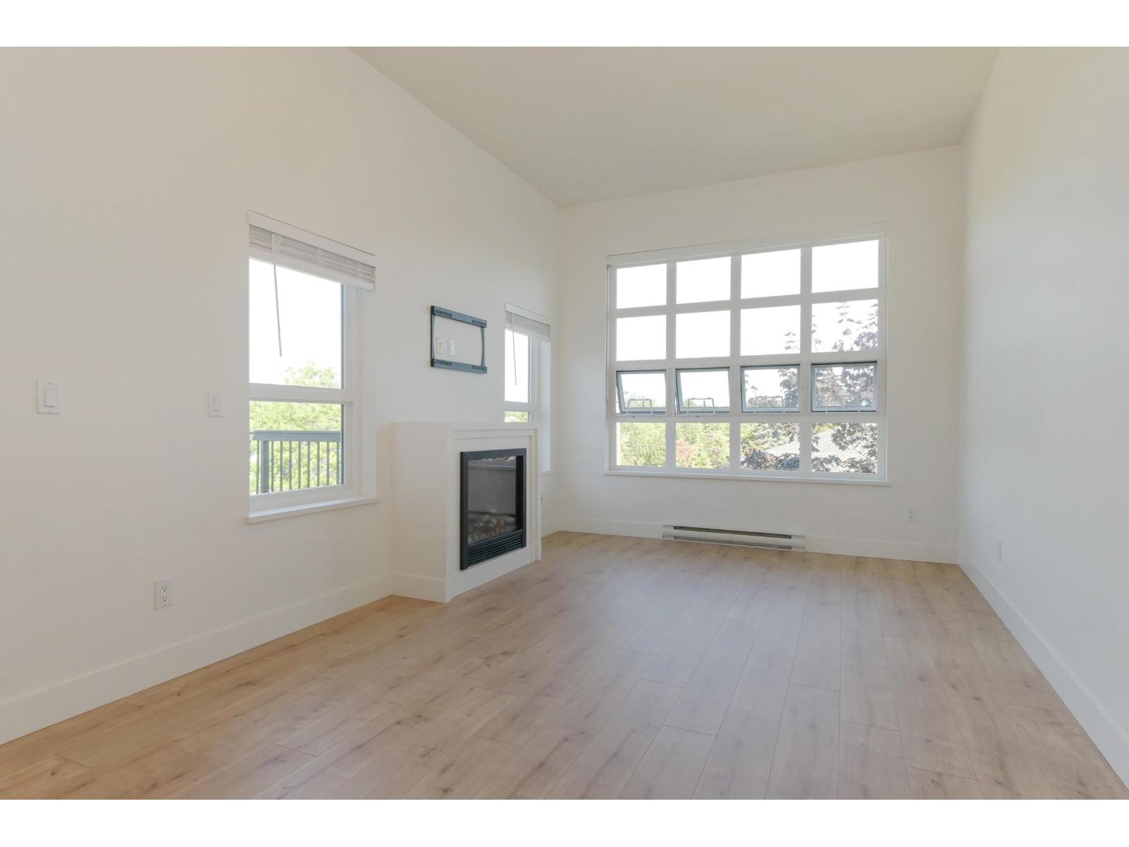 411 6815 188 Street Property Photo 3