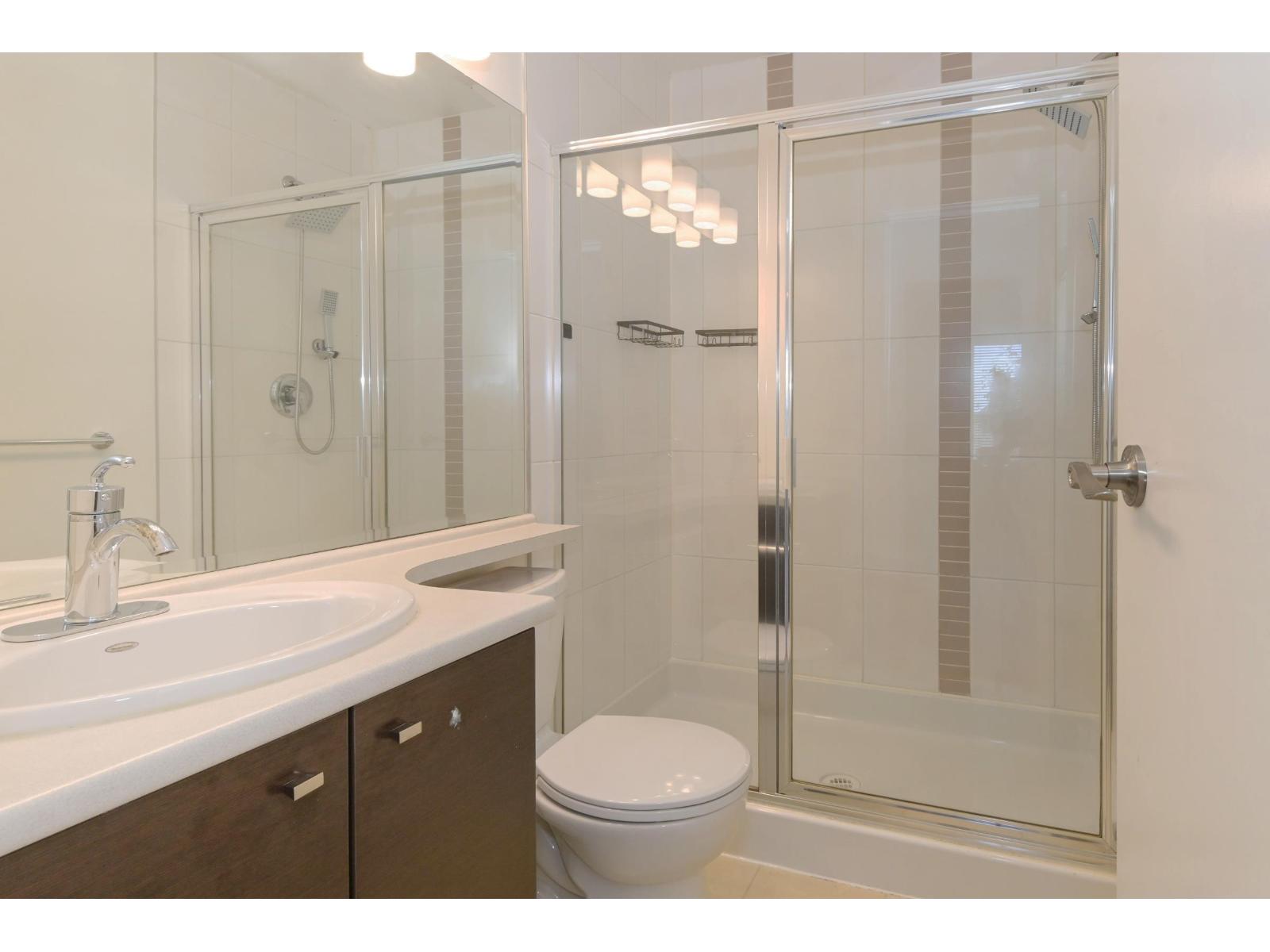 411 6815 188 Street Property Photo 15
