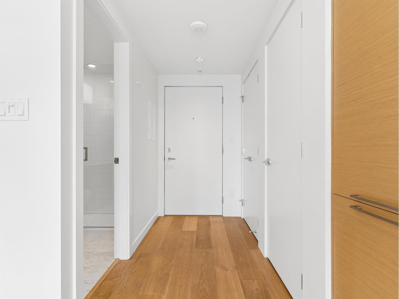 1903 13438 Central Avenue Property Photo 11