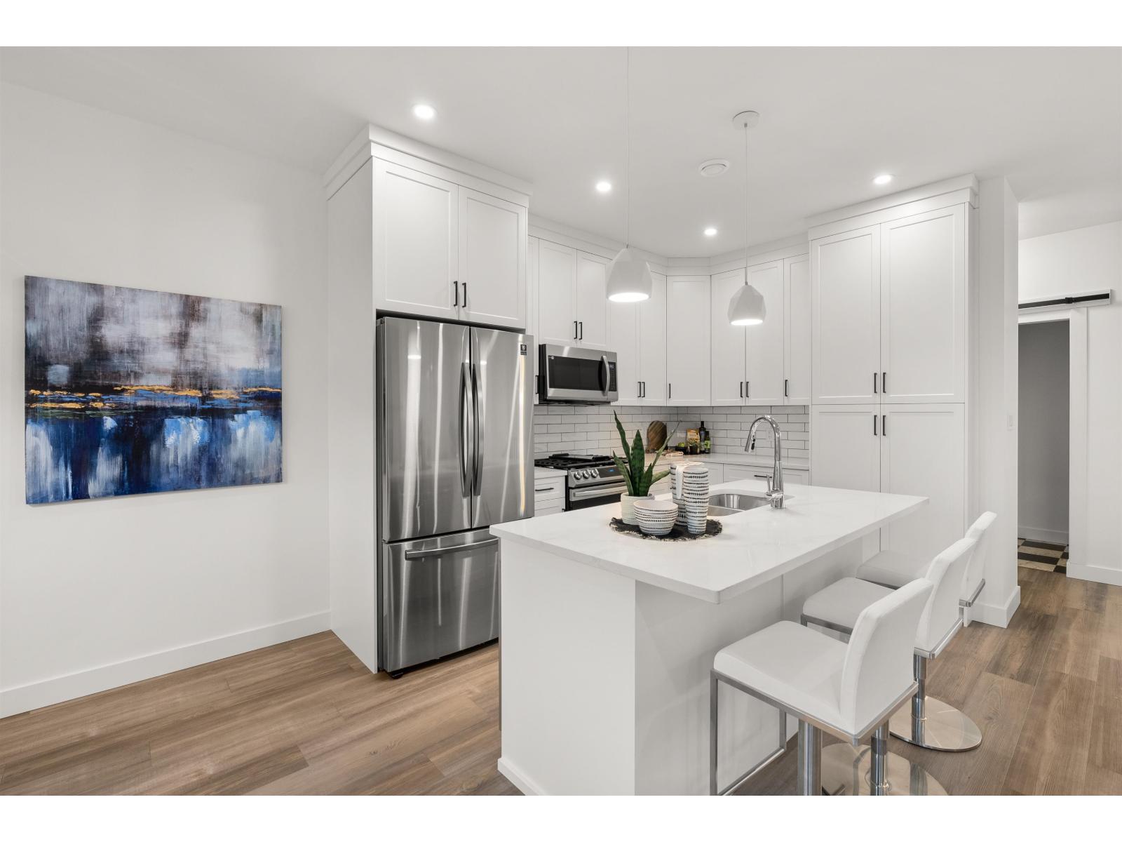 1871 Agassiz Avenue #3 Property Photo 7