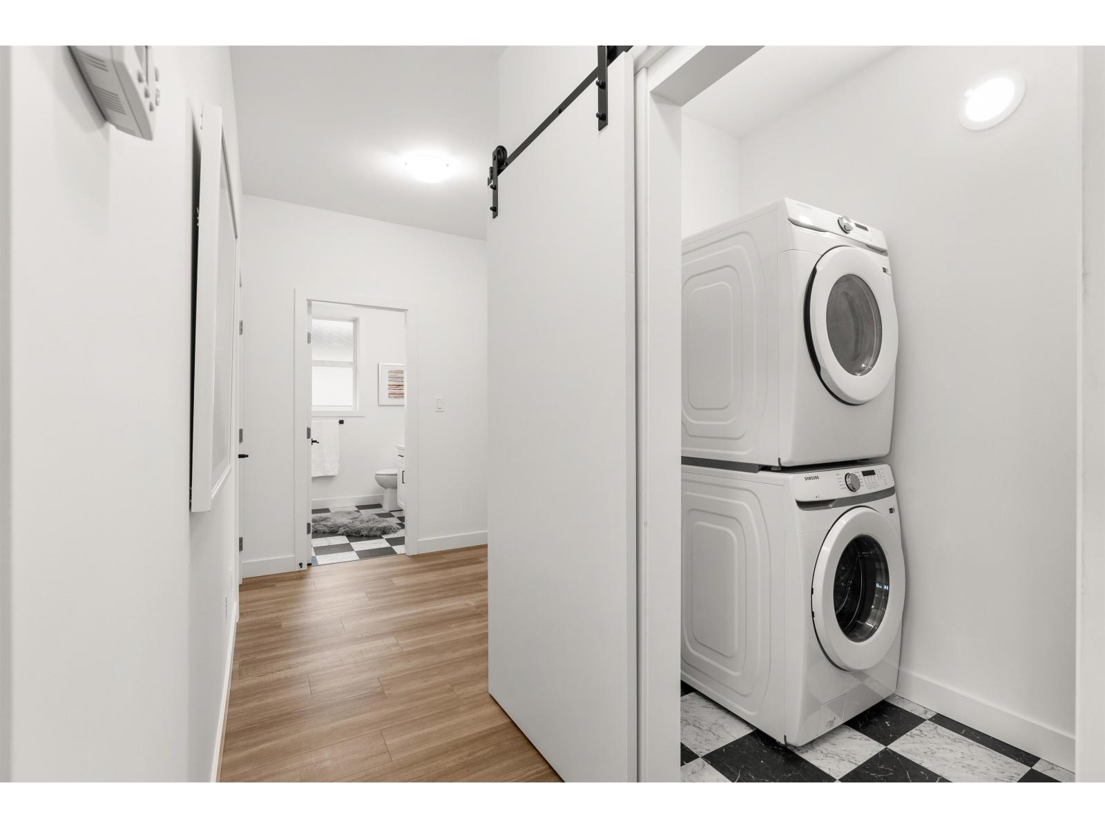 1871 Agassiz Avenue #3 Property Photo 17