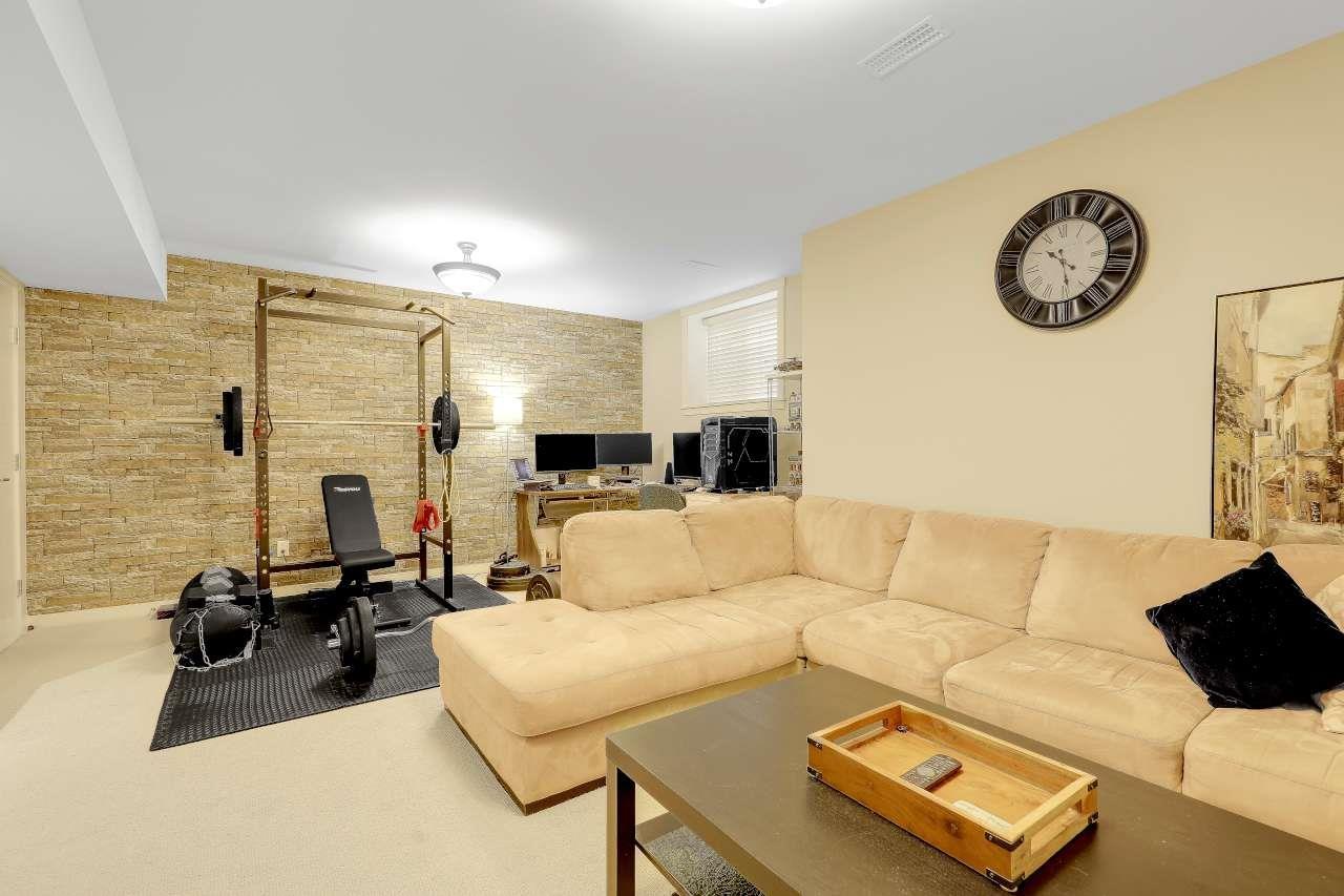 2472 164 Street Property Photo 31