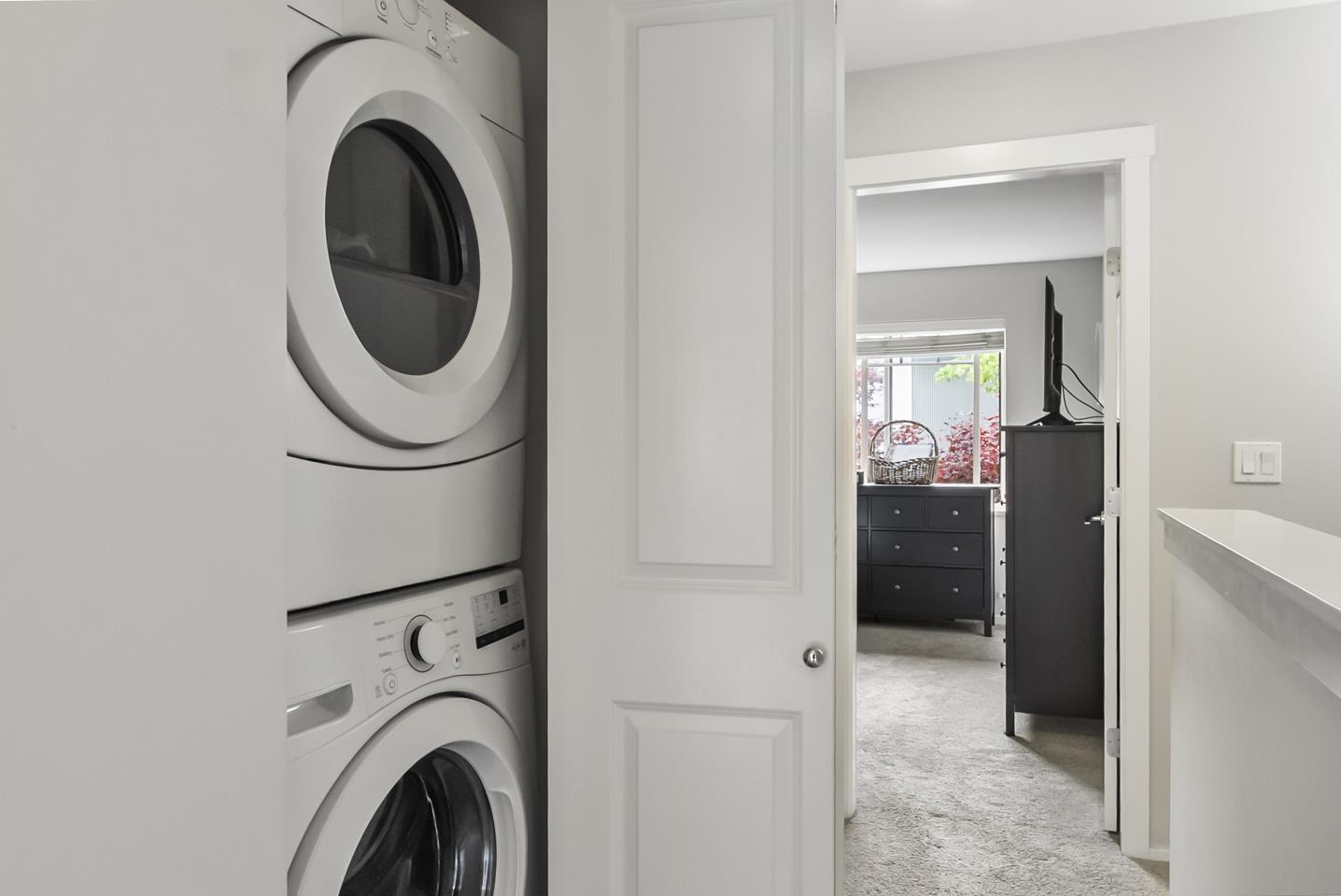40 6895 188 Street Property Photo 26