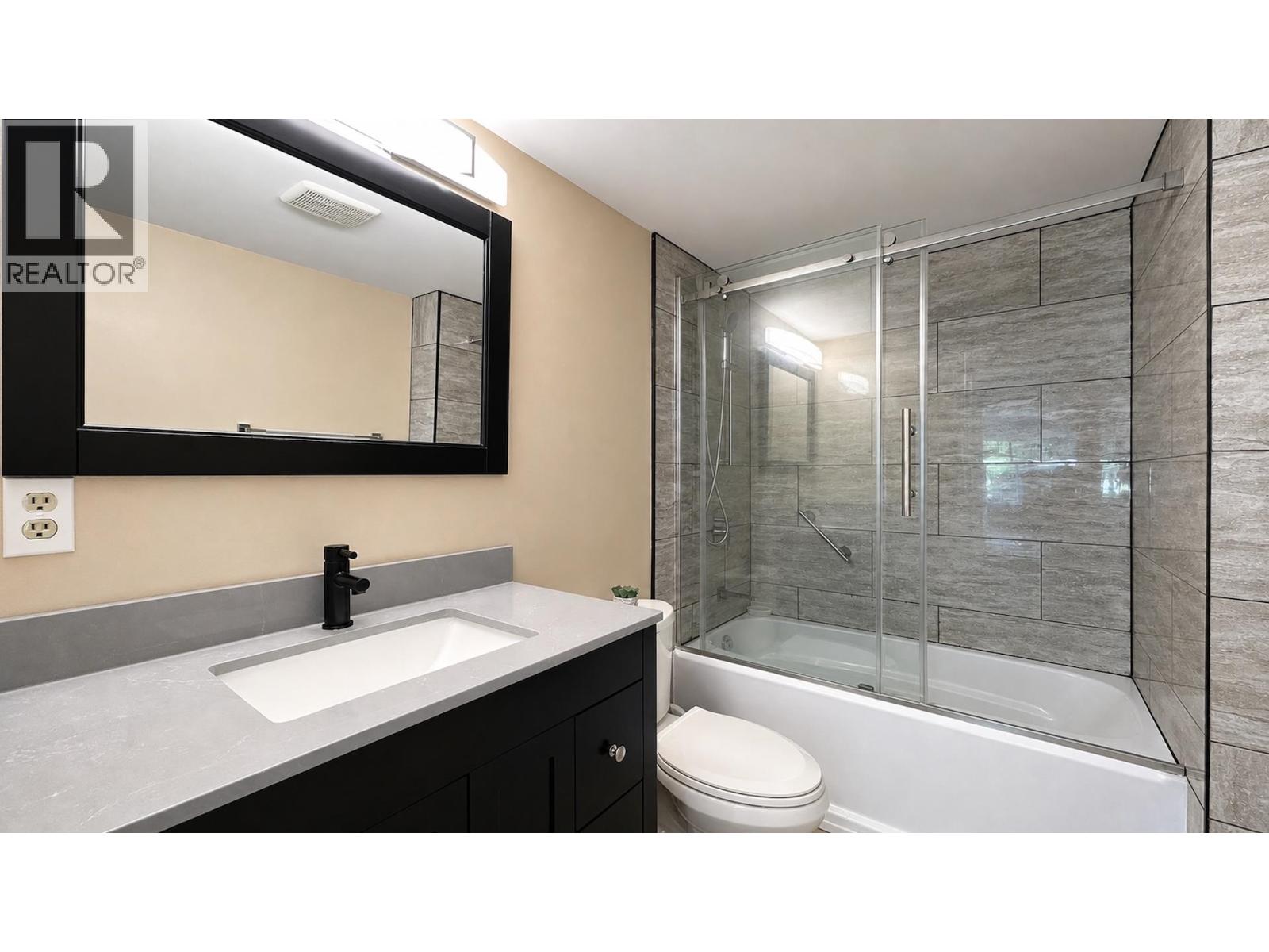 103 74 Miner Street Property Photo 10